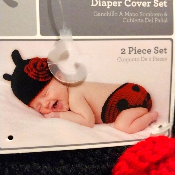 Lady bug Hand Crocheted Hat and Diaper Cover Set - Picture 2 of 4
